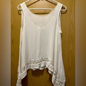 JOOMPY  WHITE FLOWY & LACEY TANK TOP SIZE LARGE